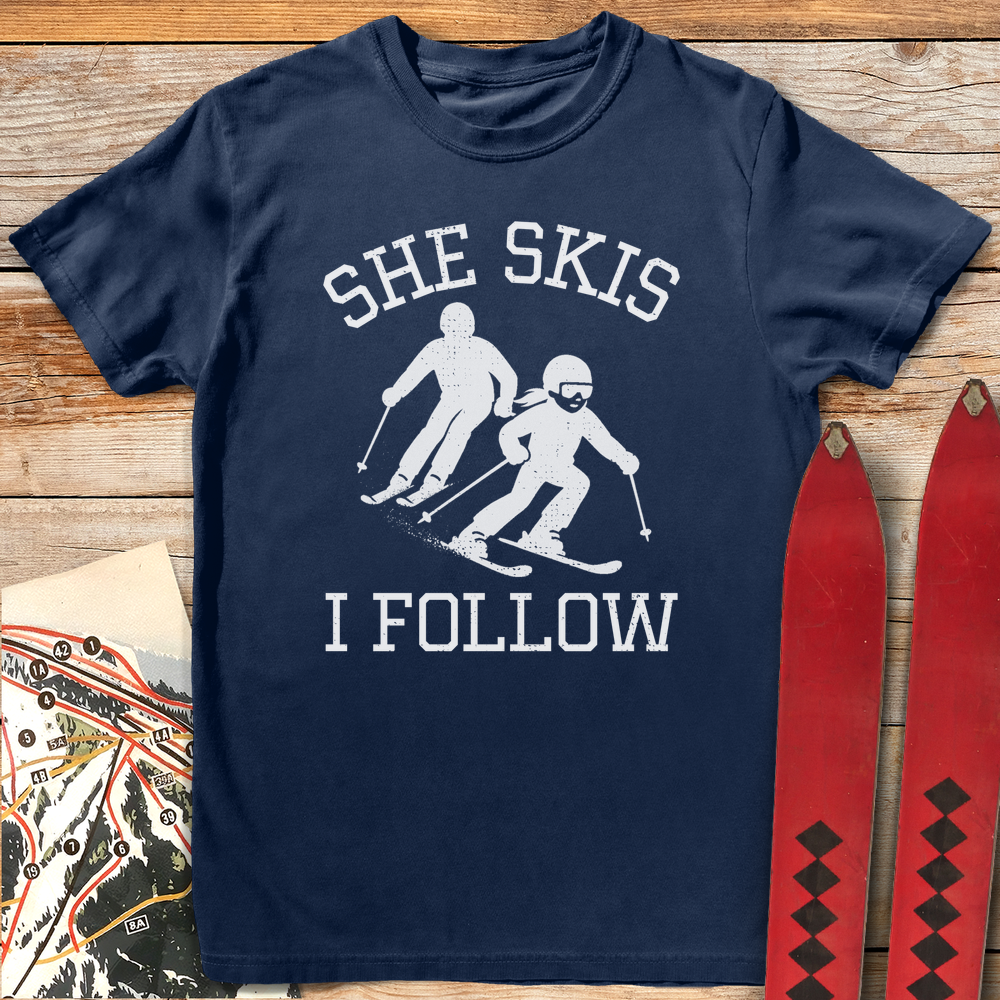 624 She Skis I Follow White - Navy