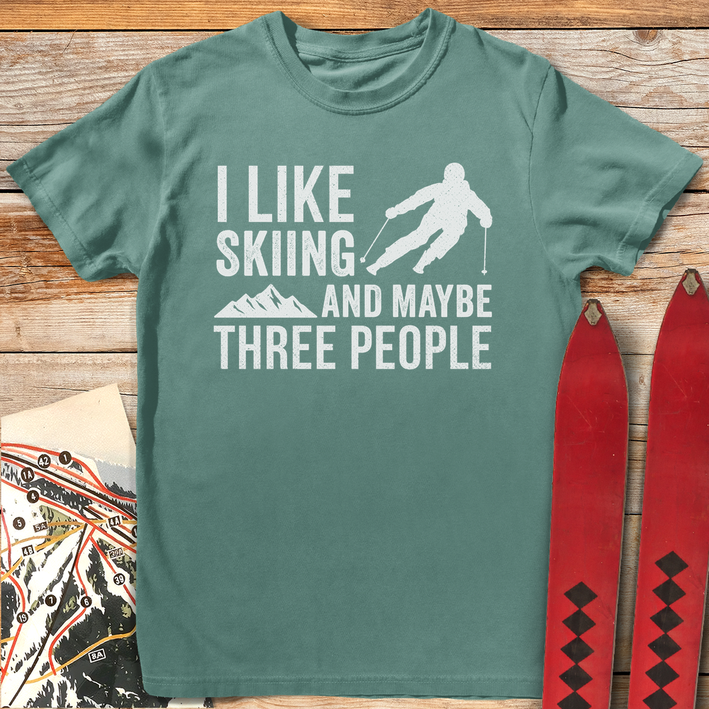 738 Thee People Skiing White - Light Green