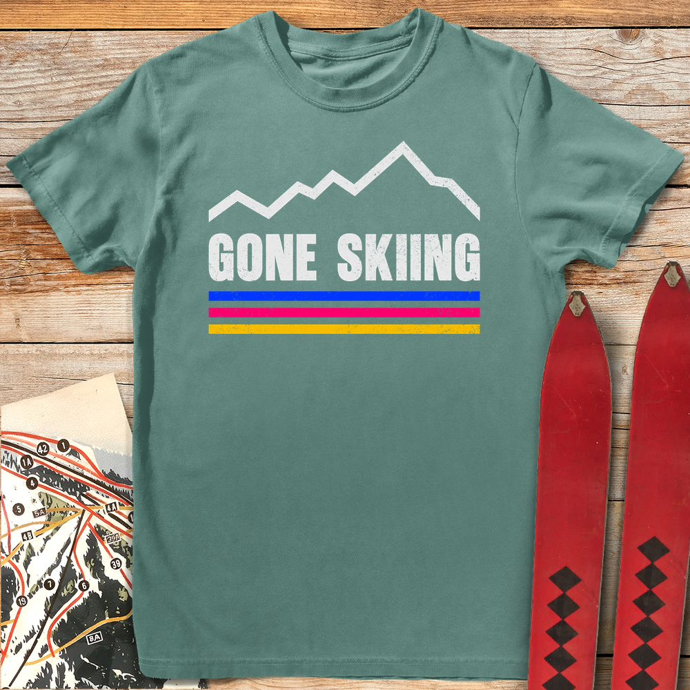 855 Gone Skiing Vintage White - Light Green