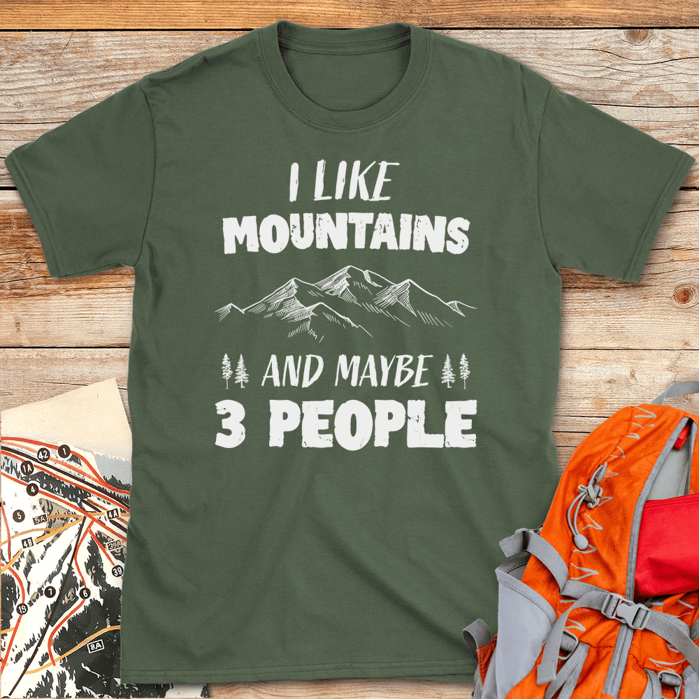 405 Mountains 3 People White - Military Green