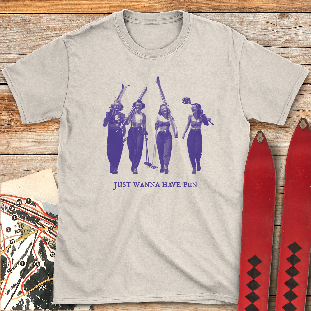 1257 Girls Gone Skiing - Natural
